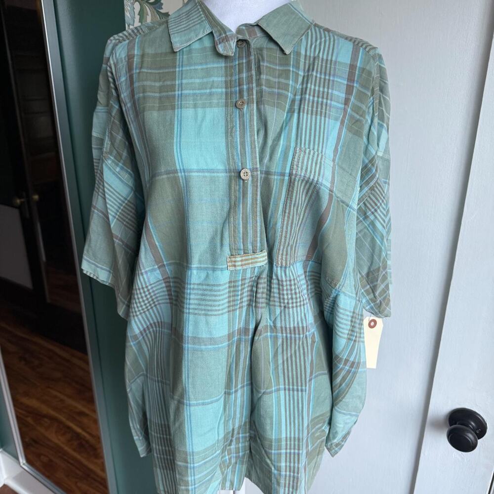 Vintage Venezia sportswear Women's Top